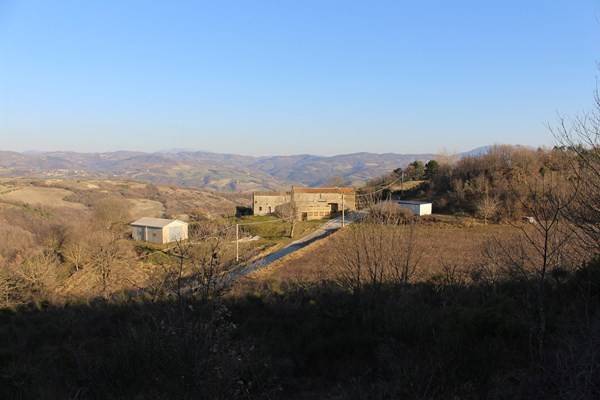 casa indipendente in vendita a Valfabbrica