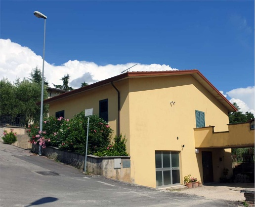 casa indipendente in vendita a Valfabbrica