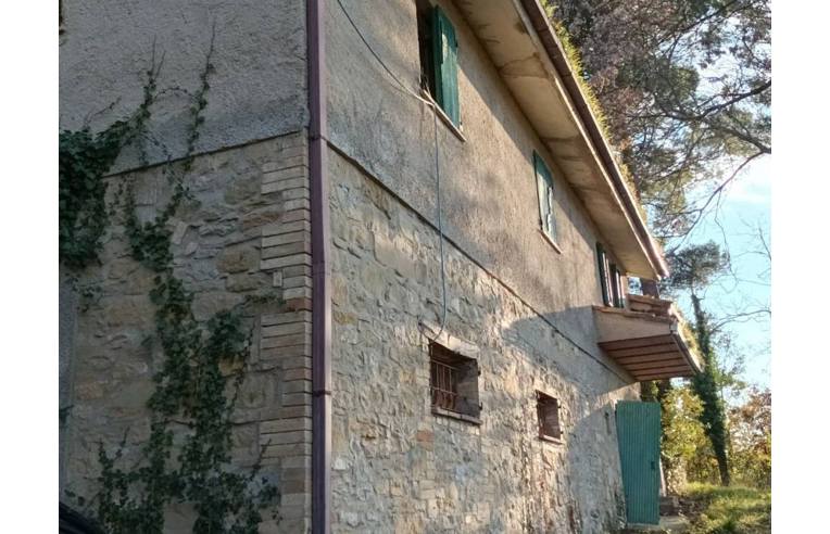 casa indipendente in vendita a Valfabbrica