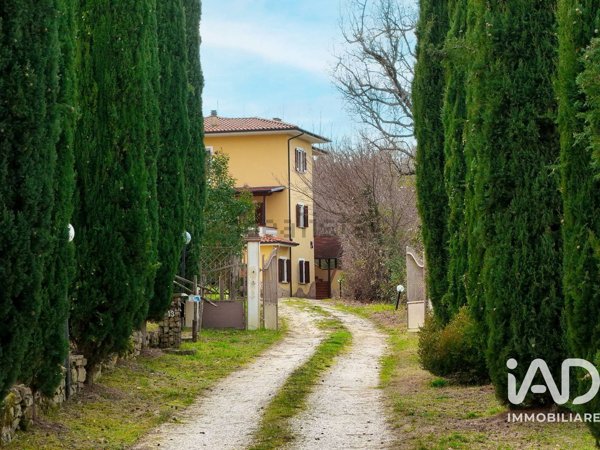 casale in vendita a Valfabbrica