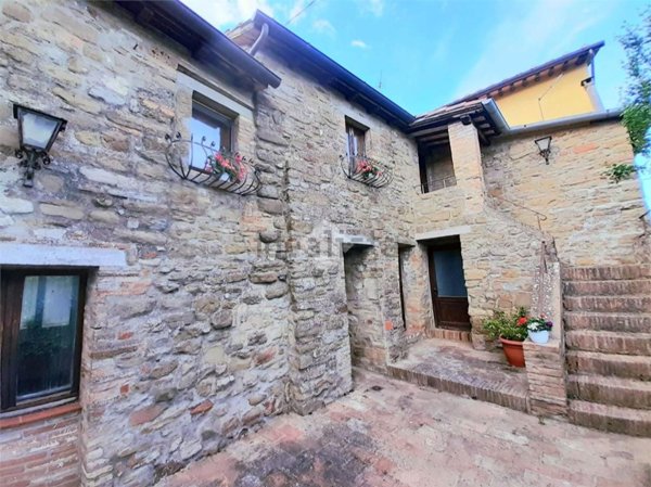 appartamento in vendita a Valfabbrica in zona Monteverde