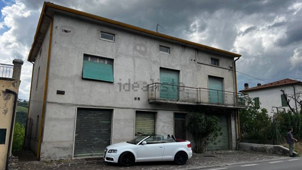 appartamento in vendita a Valfabbrica