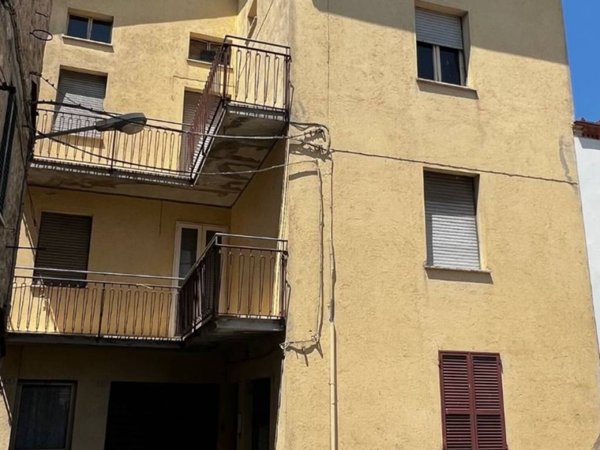 casa indipendente in vendita a Valfabbrica