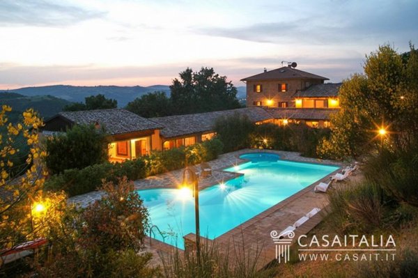 casa indipendente in vendita a Valfabbrica