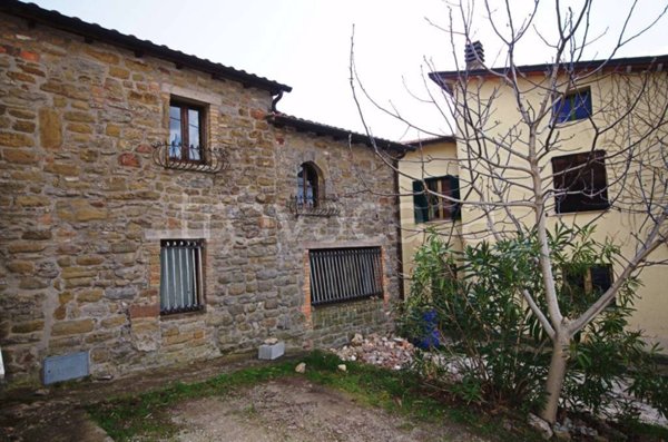 casa indipendente in vendita a Valfabbrica in zona Monteverde