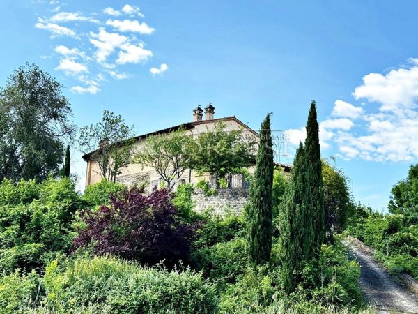 casa indipendente in vendita a Valfabbrica