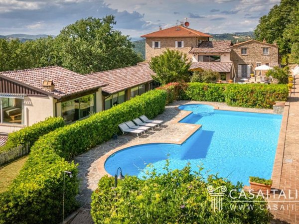 casa indipendente in vendita a Valfabbrica