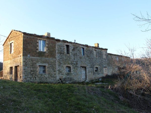 casa indipendente in vendita a Valfabbrica in zona Monteverde