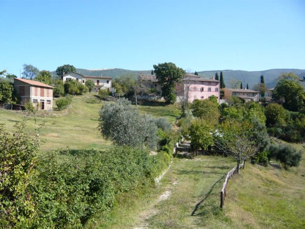 appartamento in vendita a Vallo di Nera in zona Geppa