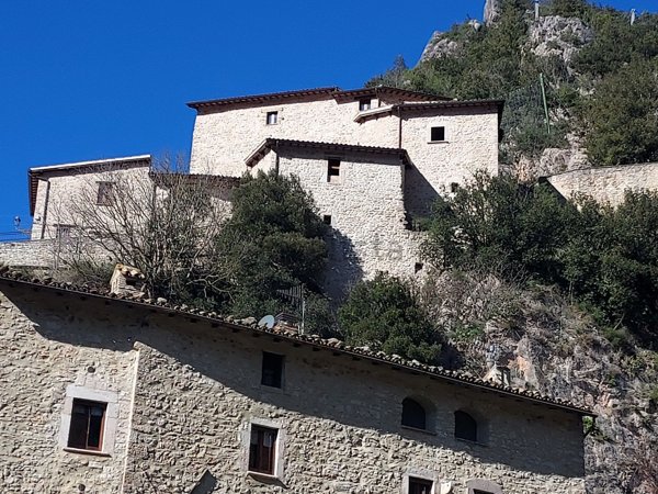 casa indipendente in vendita a Vallo di Nera in zona Piedipaterno