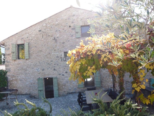 casa indipendente in vendita a Vallo di Nera in zona Geppa
