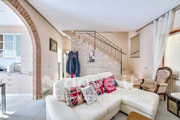 casa indipendente in vendita a Vallo di Nera