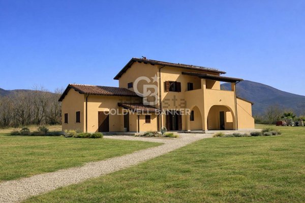 casa indipendente in vendita a Vallo di Nera