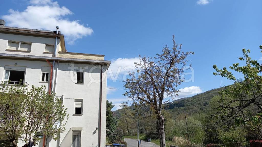 appartamento in vendita a Valtopina
