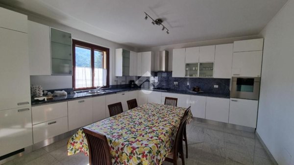 appartamento in vendita a Valtopina
