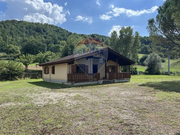 appartamento in vendita a Valtopina
