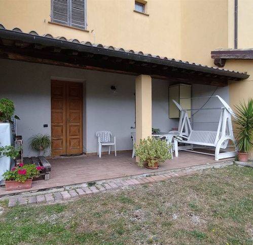 appartamento in vendita a Valtopina