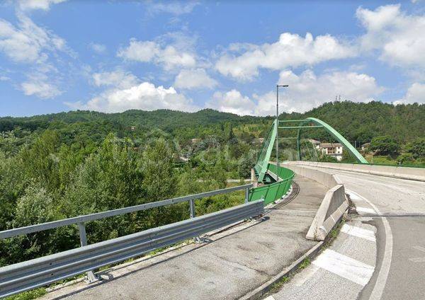 ufficio in vendita a Valtopina in zona Giove