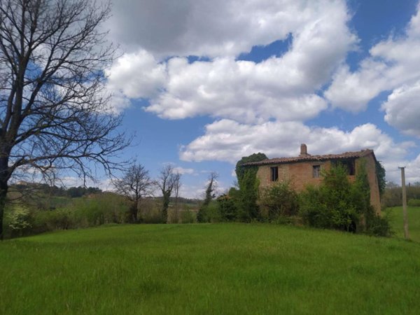 casale in vendita ad Acquasparta