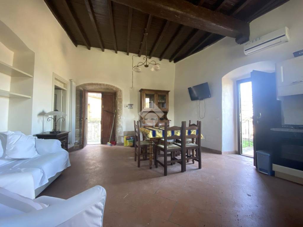casa indipendente in vendita ad Acquasparta in zona Portaria