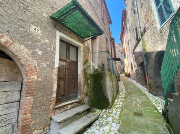 casa indipendente in vendita ad Acquasparta