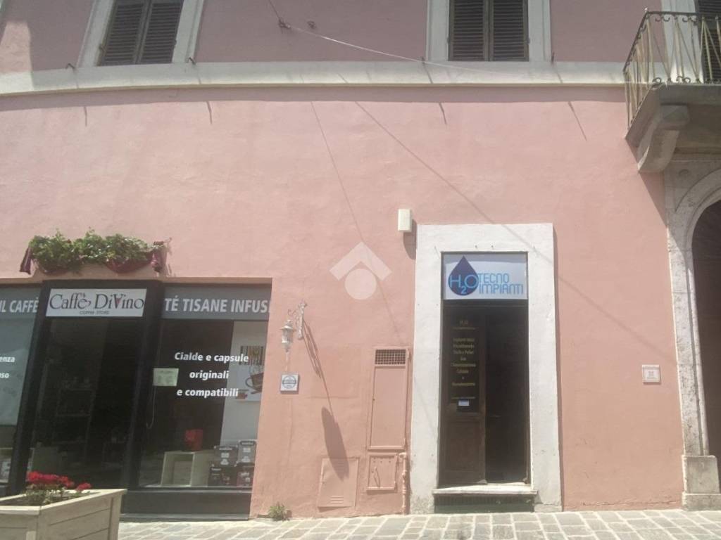 appartamento in vendita ad Acquasparta in zona Casigliano