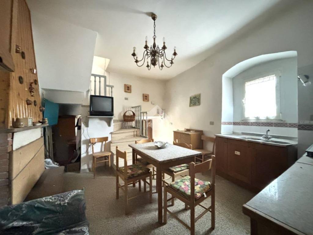 casa indipendente in vendita ad Acquasparta