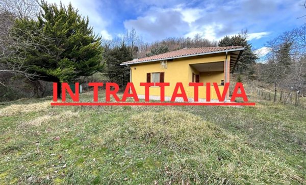 casa indipendente in vendita ad Acquasparta in zona Macerino