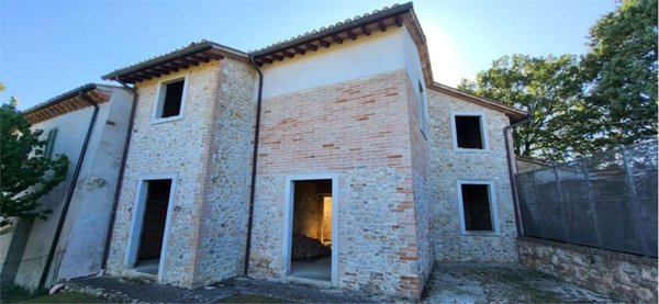 appartamento in vendita ad Acquasparta