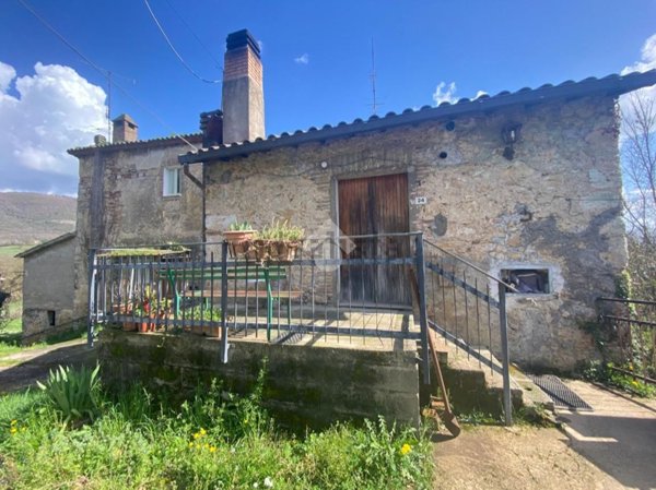 casa indipendente in vendita ad Acquasparta