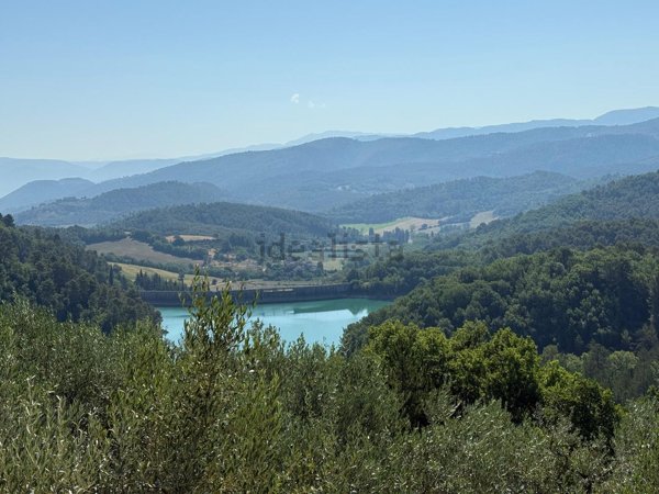 casa indipendente in vendita ad Acquasparta