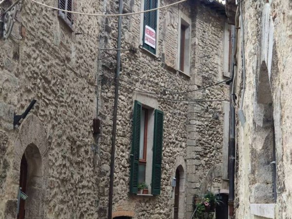 appartamento in vendita ad Acquasparta