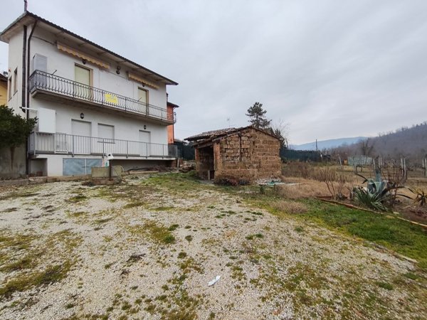 appartamento in vendita ad Acquasparta