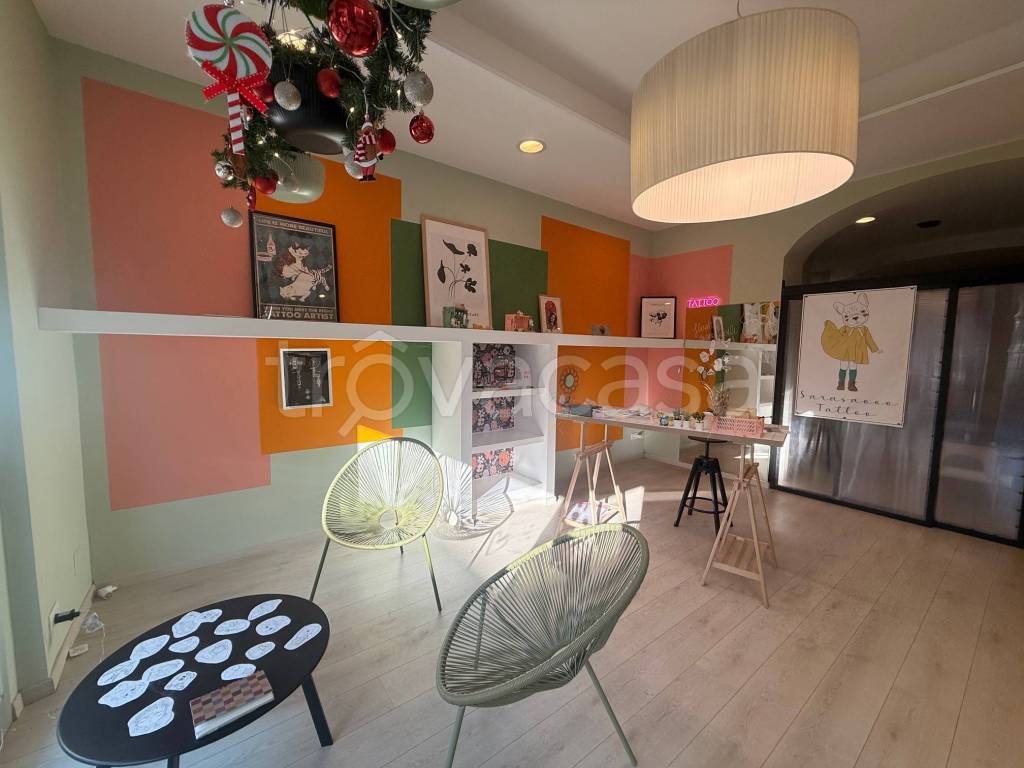 negozio in vendita ad Acquasparta