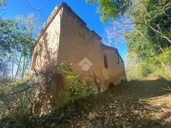 casa indipendente in vendita ad Acquasparta