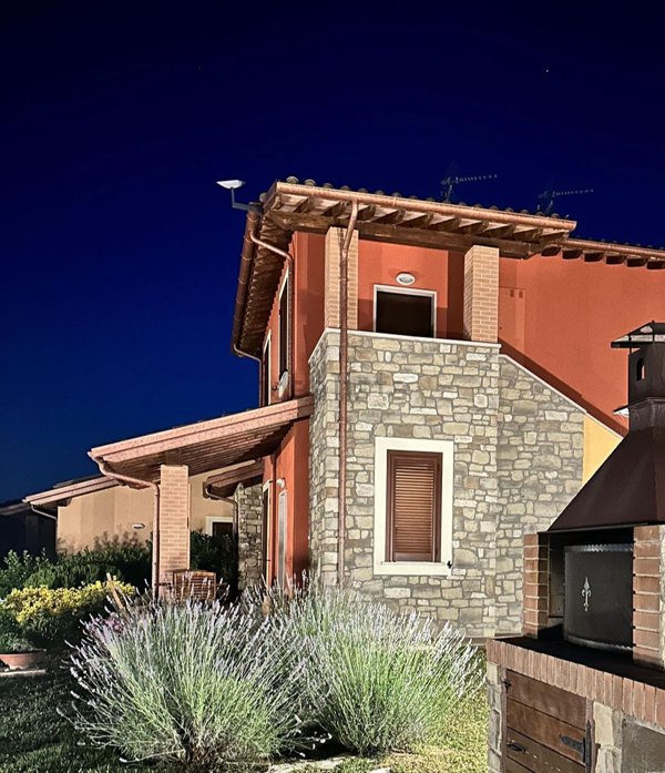 casa indipendente in vendita ad Acquasparta