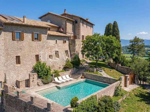 casa indipendente in vendita ad Acquasparta in zona Macerino