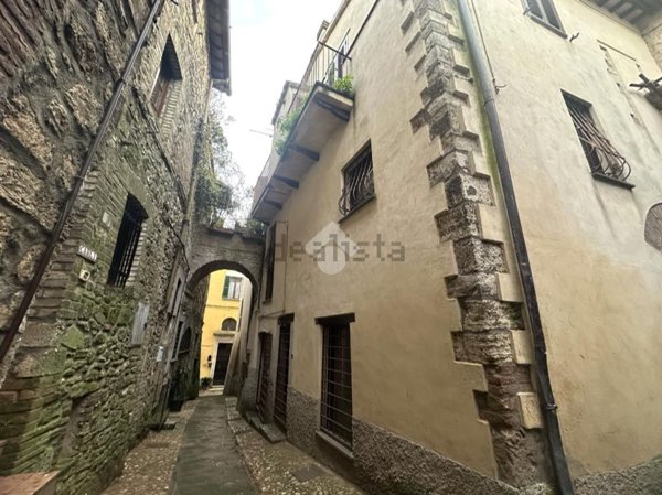 casa indipendente in vendita ad Acquasparta