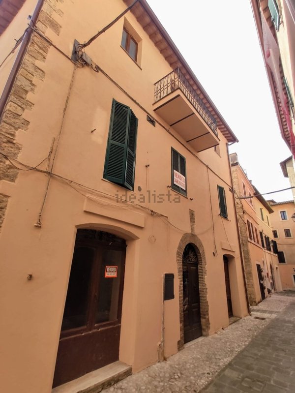 appartamento in vendita ad Acquasparta