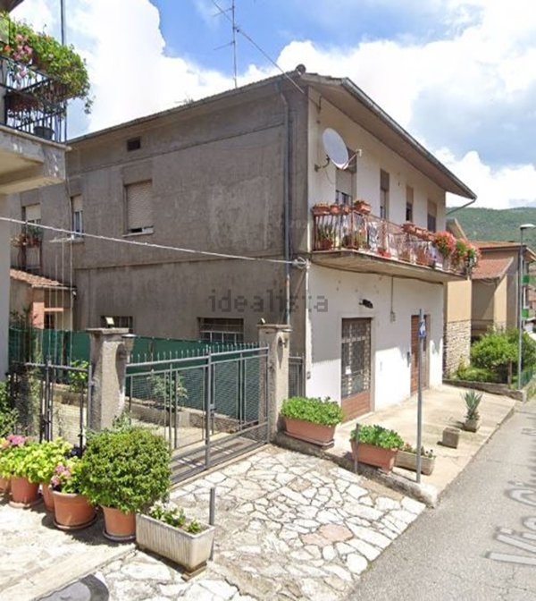 appartamento in vendita ad Acquasparta