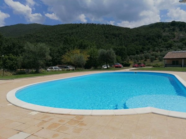 appartamento in vendita ad Acquasparta in zona Portaria