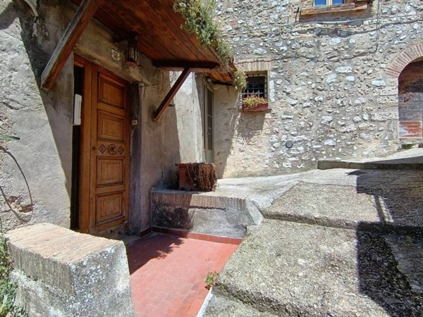 casa indipendente in vendita ad Acquasparta