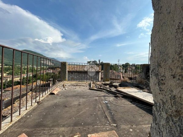 appartamento in vendita ad Acquasparta