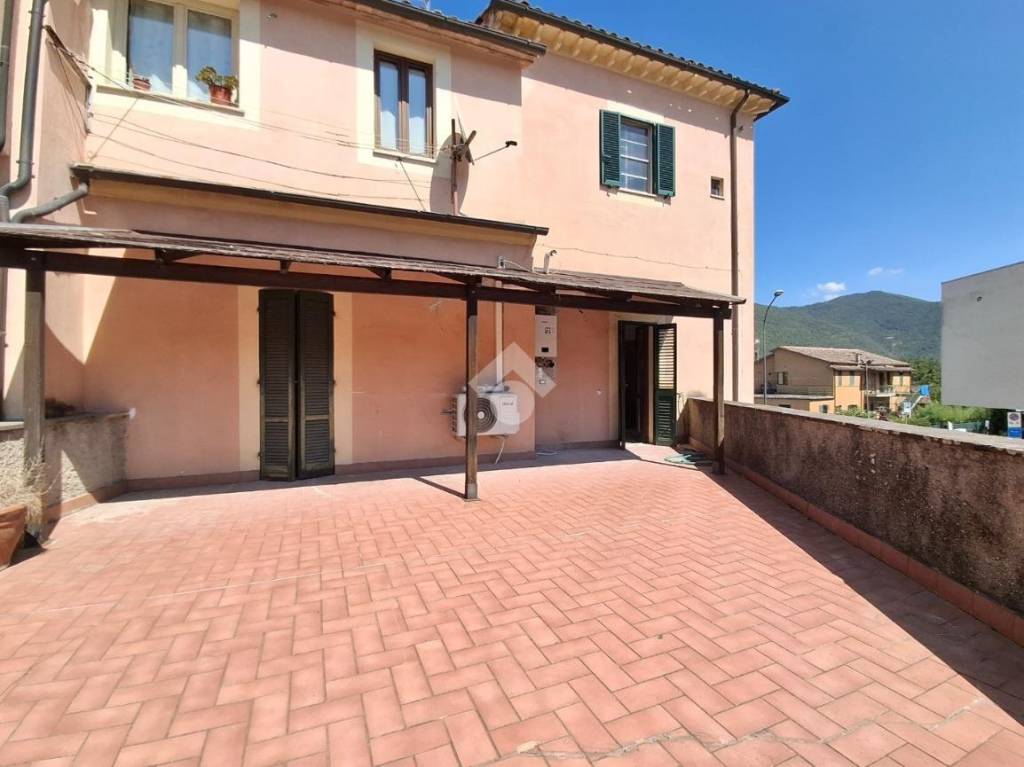 casa indipendente in vendita ad Acquasparta