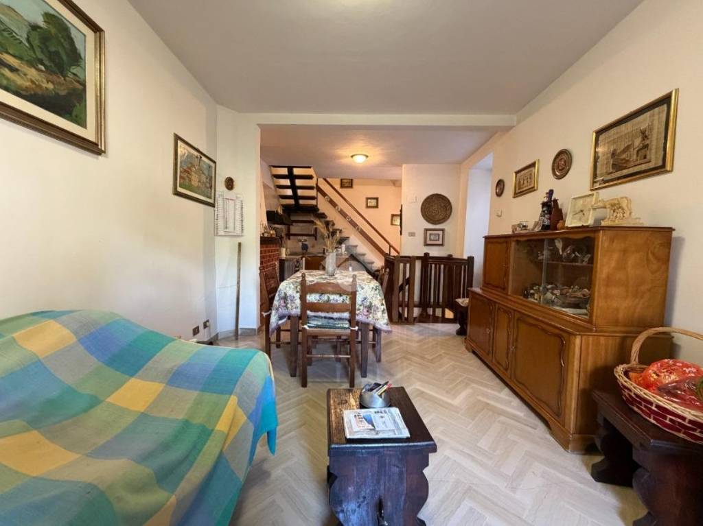casa indipendente in vendita ad Acquasparta