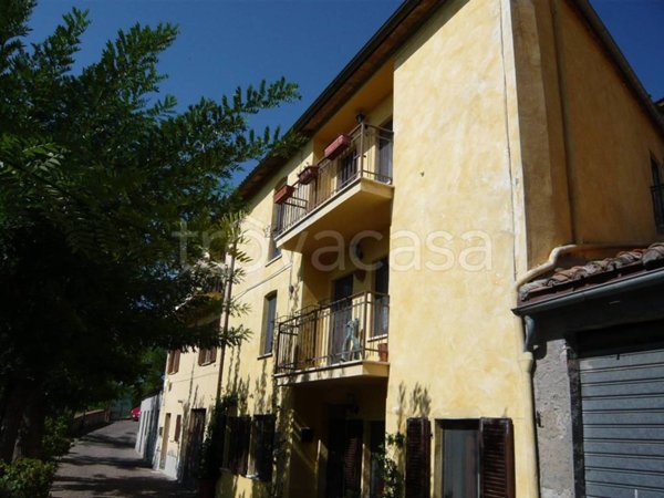 casa indipendente in vendita ad Allerona
