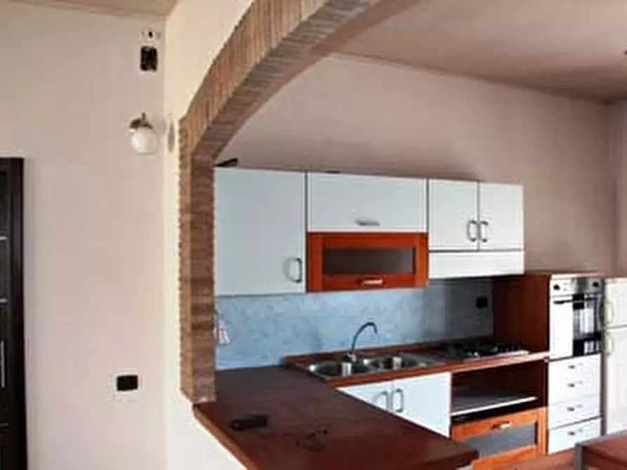 appartamento in vendita ad Allerona in zona Allerona Scalo