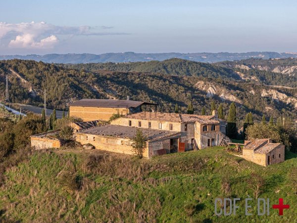 casale in vendita ad Allerona