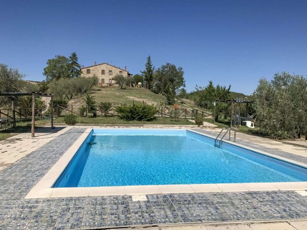 casa indipendente in vendita ad Allerona