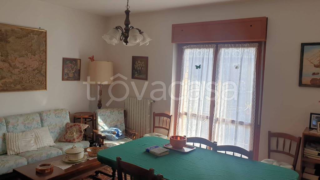 appartamento in vendita ad Allerona in zona Allerona Scalo